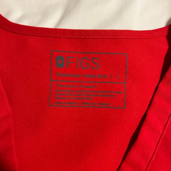 Figs Red Scrub Set - Picture 4 of 5